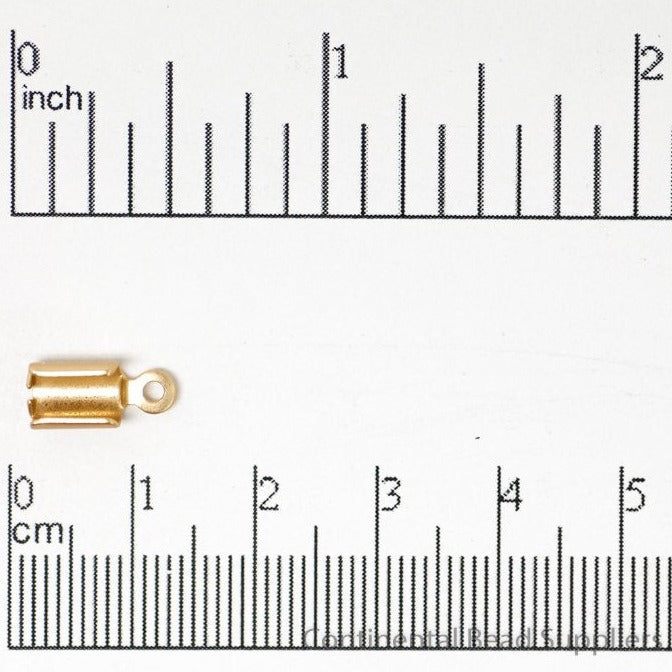 Close-up of 2.5mm fold-over cord/chain end. CRL2.5 Gold.